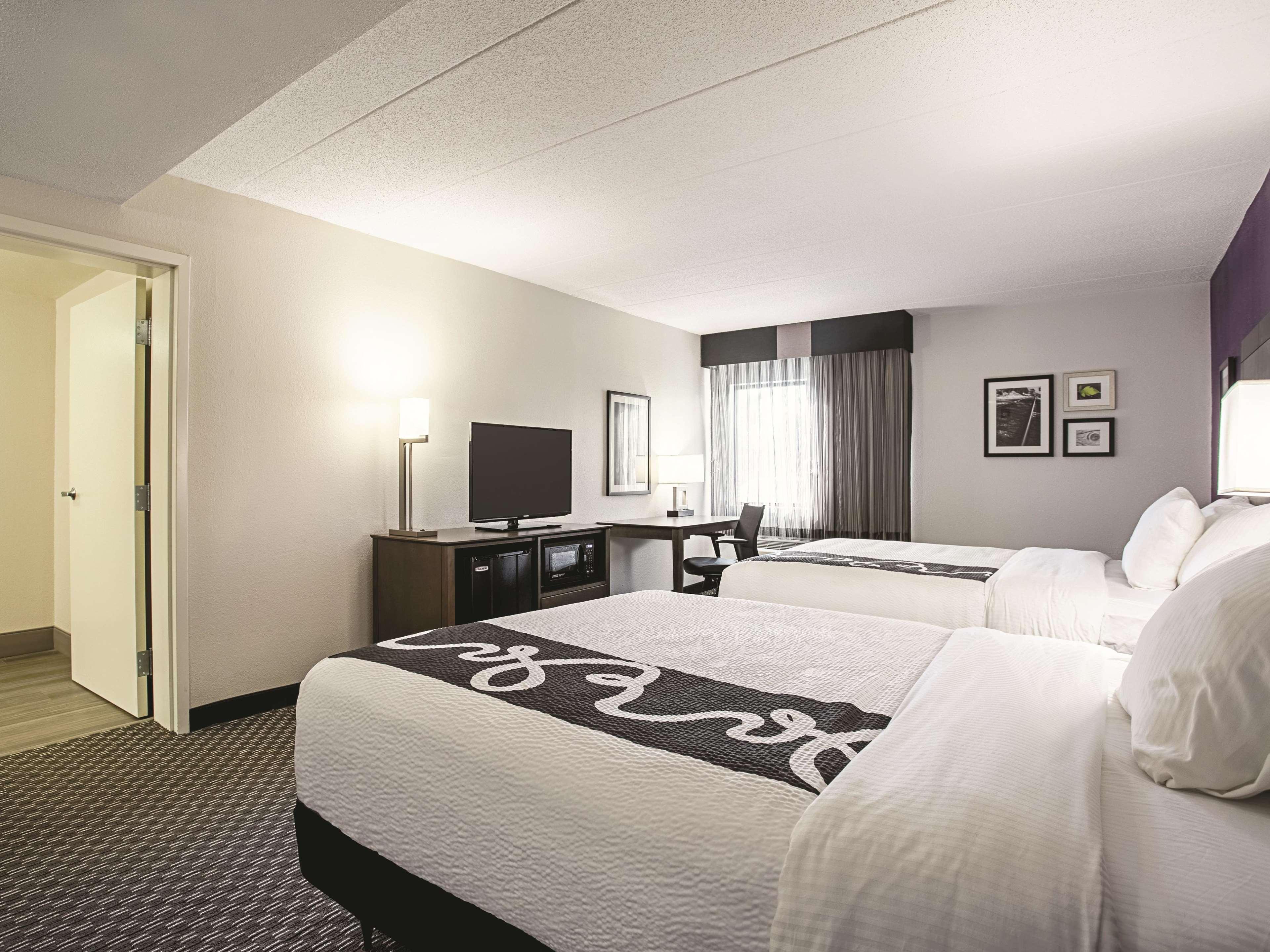 La Quinta By Wyndham Baltimore N / White Marsh Rosedale Экстерьер фото