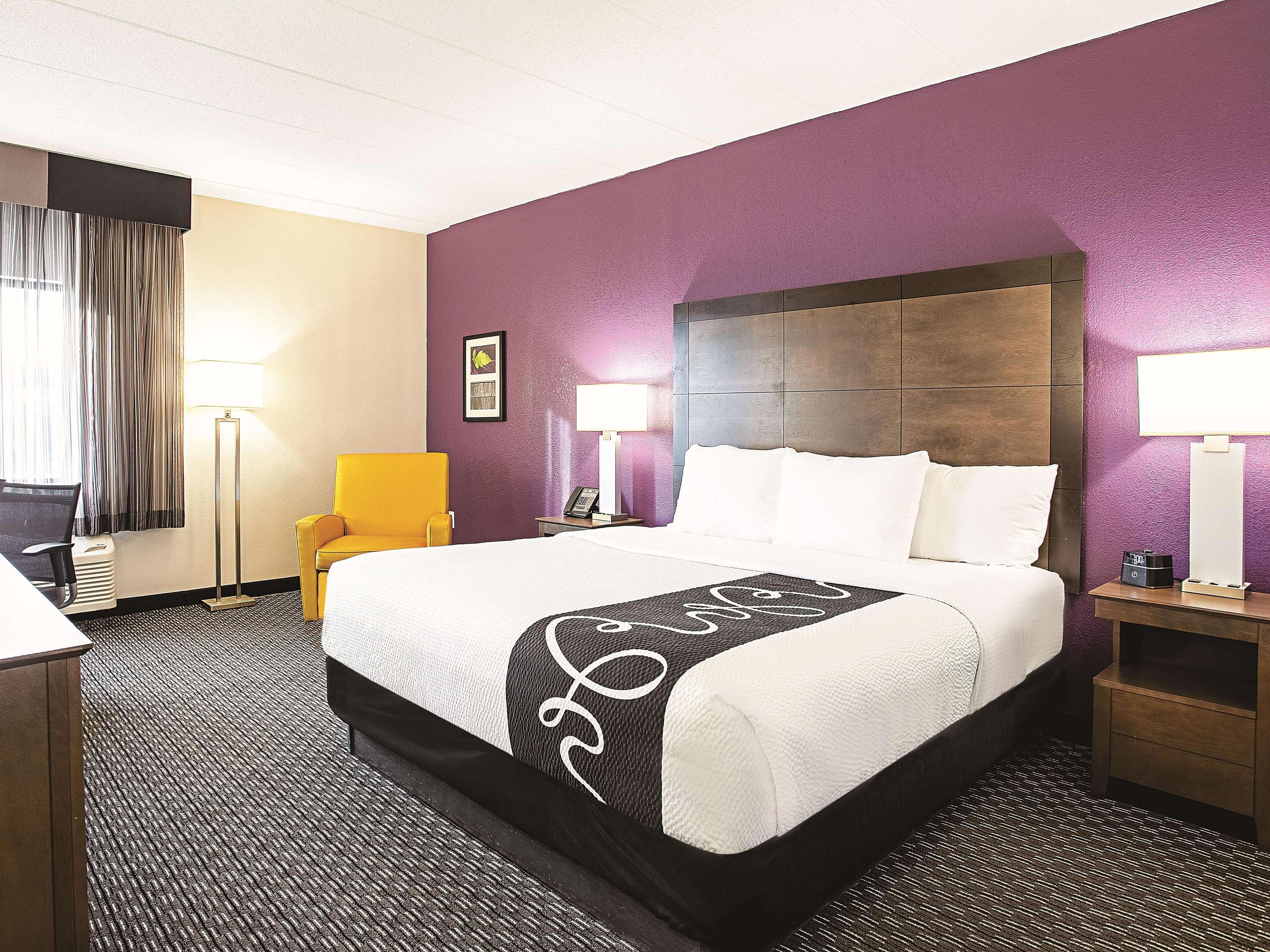 La Quinta By Wyndham Baltimore N / White Marsh Rosedale Экстерьер фото